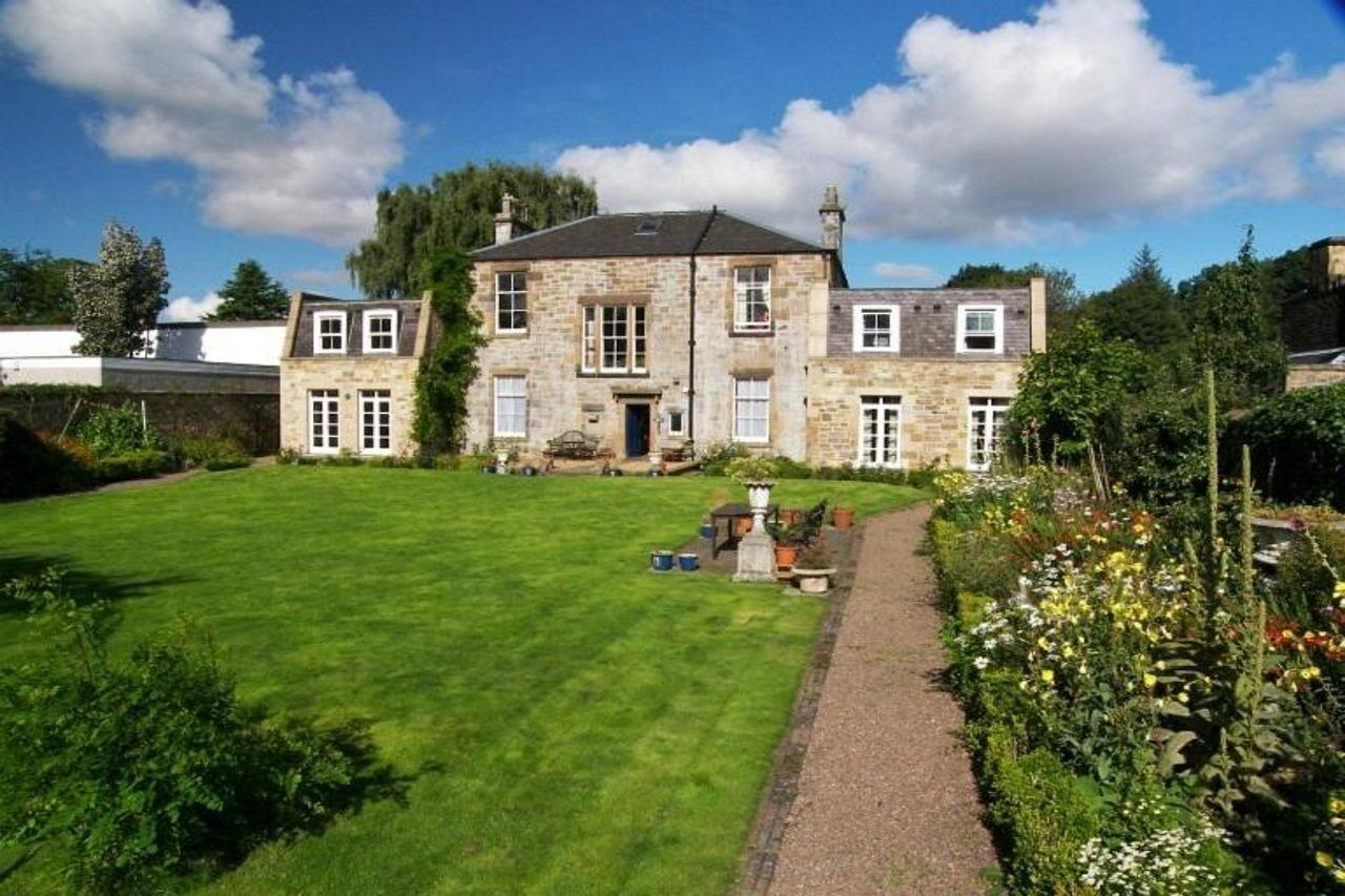 Rathan House - The Eskbank Dalkeith